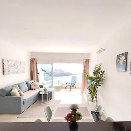 Апартаменты Rosa De Mar 1 - Parking, Pool, Beachfront, Tv Channels