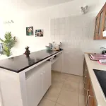 Rosa De Mar 1 - Parking, Pool, Beachfront, First Coastline, Tv Channels *