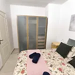 Rosa De Mar 1 - Parking, Pool, Beachfront, First Coastline, Tv Channels Apartment
