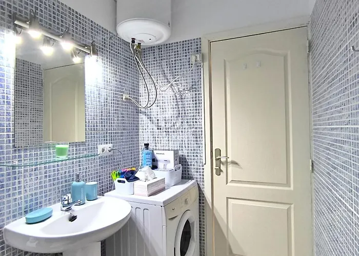 Rosa De Mar 1 - Parking, Pool, Beachfront, First Coastline, Tv Channels *