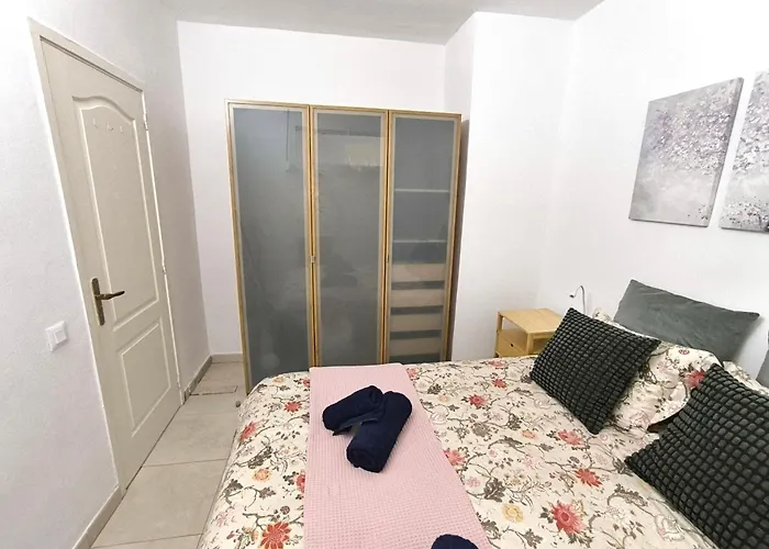 Rosa De Mar 1 - Parking, Pool, Beachfront, First Coastline, Tv Channels Appartement